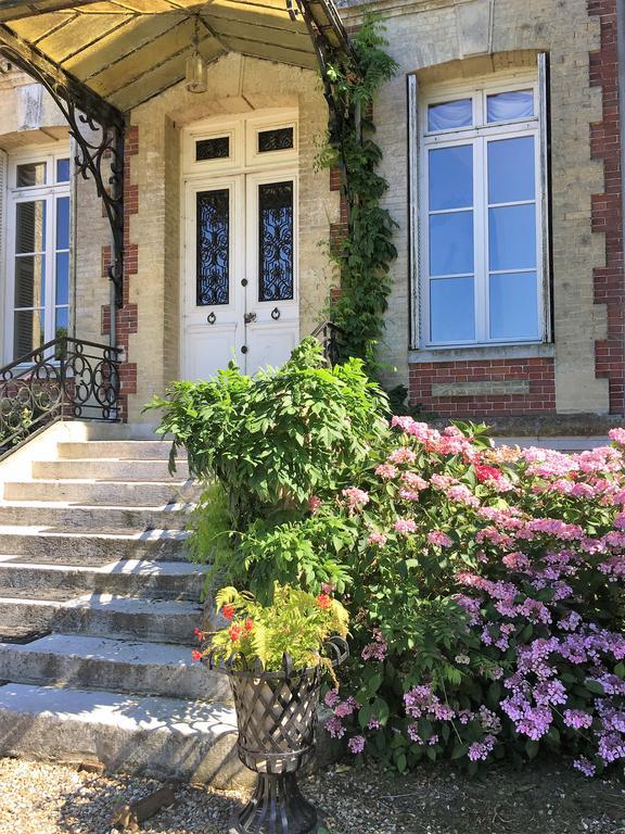 Domaine Du Chateau De Bourville Bermonville Kültér fotó